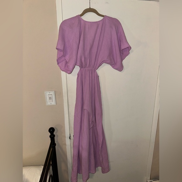 Show me your Mumu Dana Revolve cutout maxi dress in lilac Size Small - Picture 7 of 7